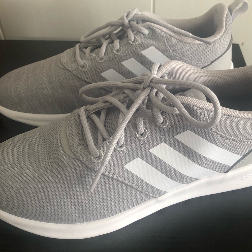 Adidas cloudform QT racer 2.0 women’s size 7.5M